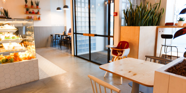 Pintar Fachadas de Empresas / Negocios / Locales Comerciales en Alcobendas · Aabados Decorativos; estuco veneciano, pintura texturizada, metalizada, hormigón, microcemento