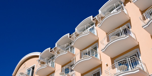 Trabajos Verticales en Fachadas de Edificios / Viviendas en Alcobendas · Rehabilitación de Fachadas